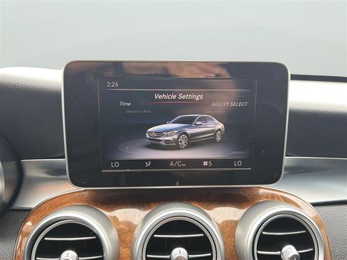 Used 2015 Mercedes-Benz C 300 4MATIC Sedan image 24