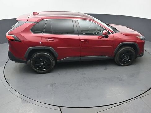 Used 2023 Toyota RAV4 LE AWD/4WD image 41