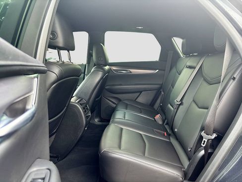 Used 2023 Cadillac XT5 Luxury FWD image 18