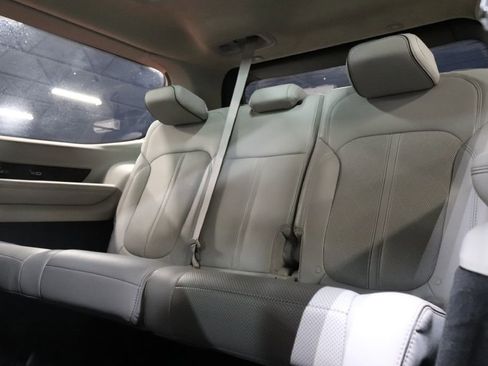 Used 2023 Jeep Grand Wagoneer Series II w/ Premium Group II image 22