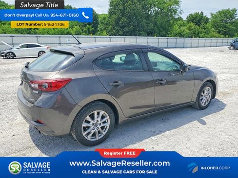 Used 2017 MAZDA MAZDA3 Sport FWD image 4