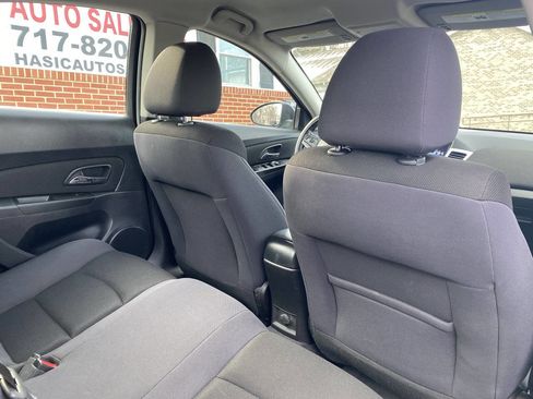 Used 2014 Chevrolet Cruze LT w/ RS Package image 20