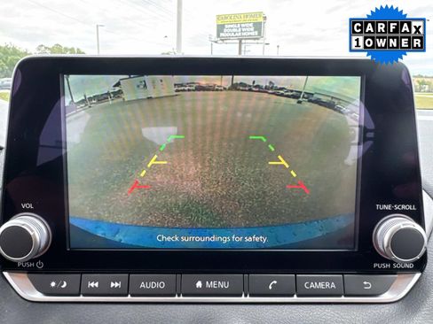 Used 2025 Nissan Sentra SV FWD image 27