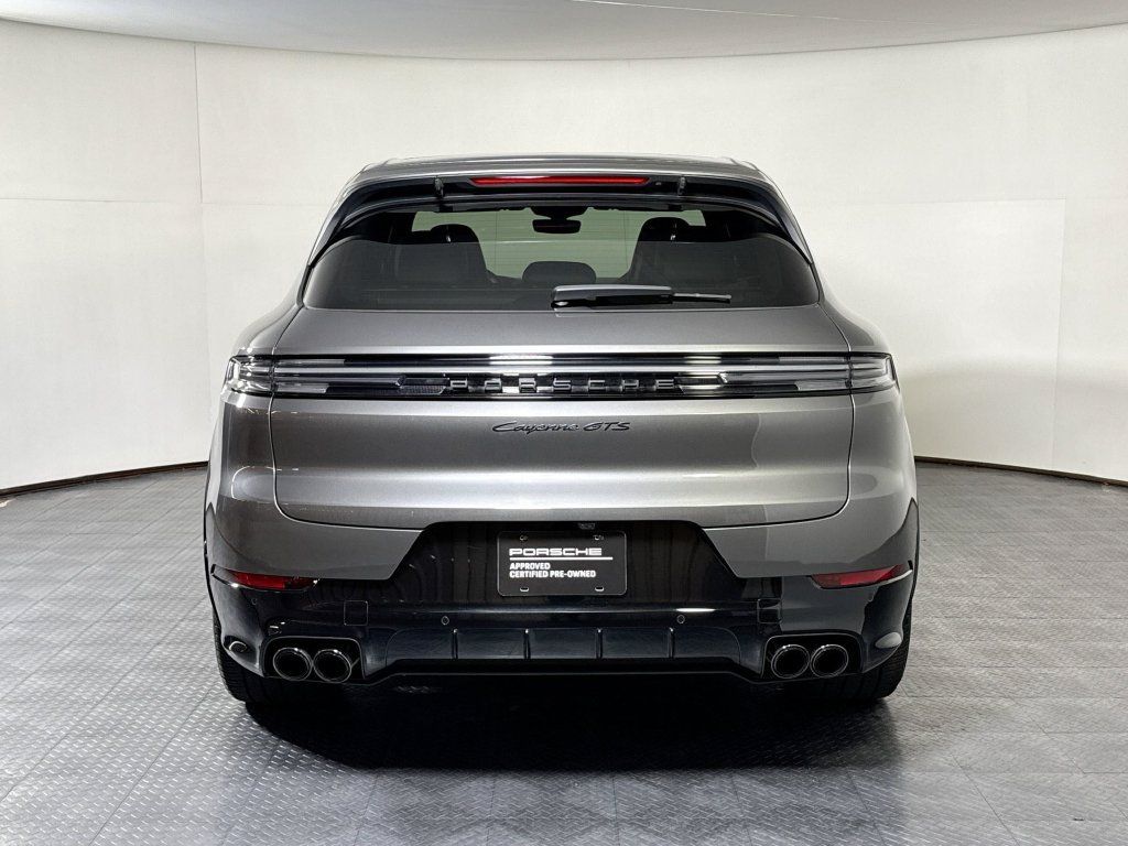 Certified 2025 Porsche Cayenne GTS AWD/4WD image 6