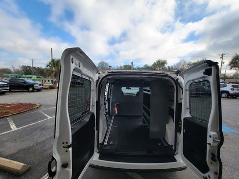 Used 2021 RAM ProMaster City Tradesman SLT image 19