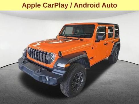 Used 2025 Jeep Wrangler Unlimited Sport AWD/4WD image 4