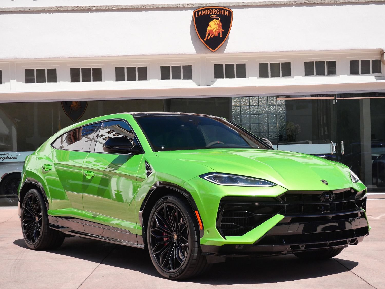 Used 2026 Lamborghini Urus S AWD/4WD image 1