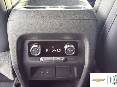 Used 2026 Buick Enclave Sport Touring FWD image 12