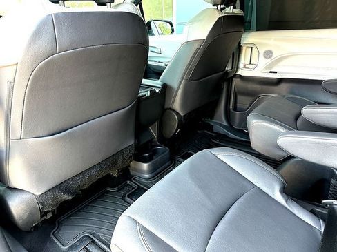 Certified 2023 Toyota Sienna XSE w/ XSE Plus Package FWD image 21