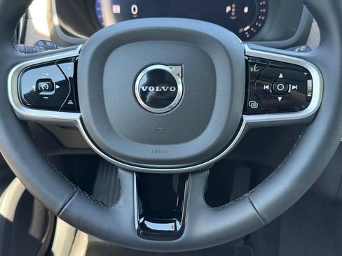 Certified 2025 Volvo XC90 B5 Plus AWD/4WD image 13