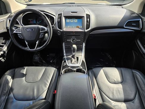Used 2016 Ford Edge Titanium w/ Technology Package AWD/4WD image 19