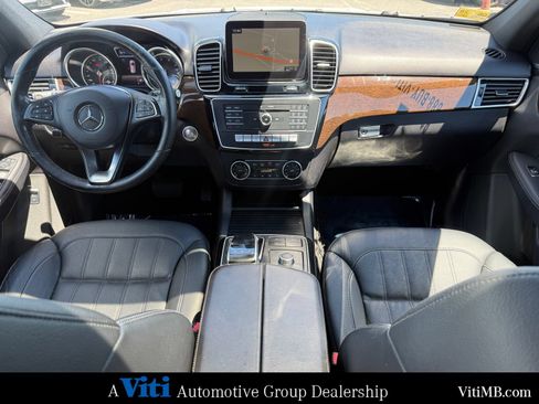 Used 2017 Mercedes-Benz GLE 350 4MATIC image 2