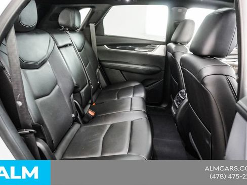 Used 2024 Cadillac XT5 Premium Luxury AWD/4WD image 17