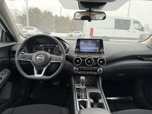 Used 2024 Nissan Sentra SV image 13