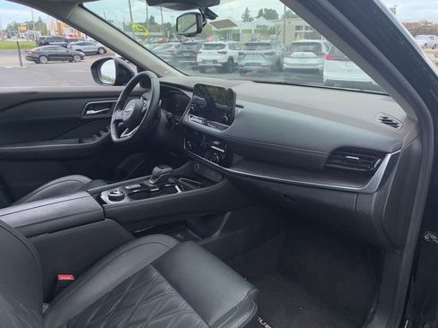 Used 2023 Nissan Rogue Platinum AWD/4WD image 4