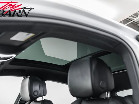 Used 2022 Porsche Macan S image 23