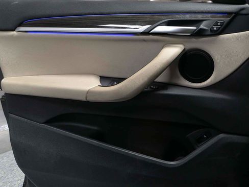 Used 2021 BMW X1 sDrive28i w/ Convenience Package image 6