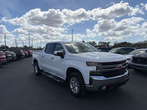 Used 2021 Chevrolet Silverado 1500 LT image 1