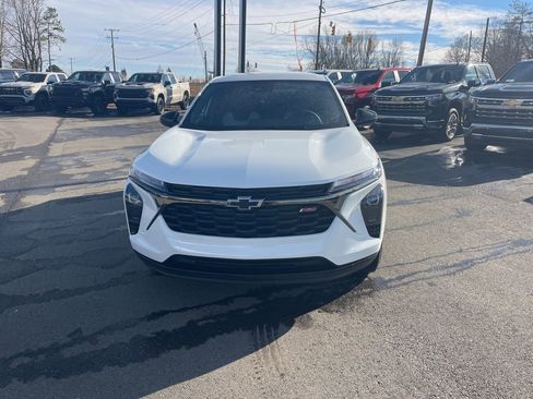 New 2026 Chevrolet Trax RS image 8