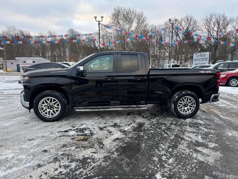Used 2020 Chevrolet Silverado 1500 LT w/ Trailering Package AWD/4WD image 5