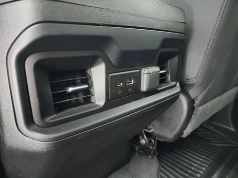 Used 2023 Chevrolet Silverado 2500 LT w/ Convenience Package image 34