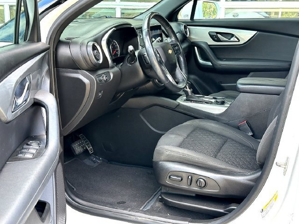 Used 2019 Chevrolet Blazer LT FWD image 10