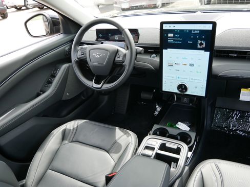 Used 2025 Ford Mustang Mach-E Premium w/ Interior Protection Package AWD/4WD image 9