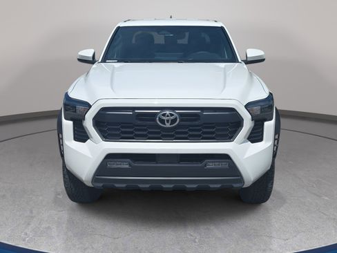 Used 2024 Toyota Tacoma TRD Off-Road AWD/4WD image 2