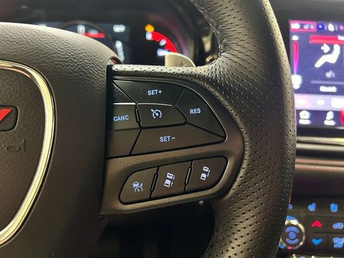Used 2025 Dodge Durango GT AWD/4WD image 14
