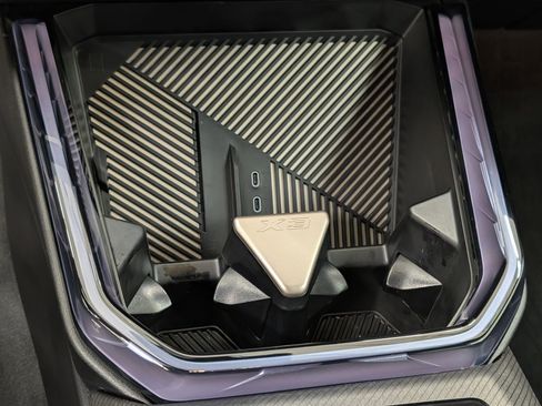 Certified 2025 BMW X3 xDrive30i w/ Premium Package image 26