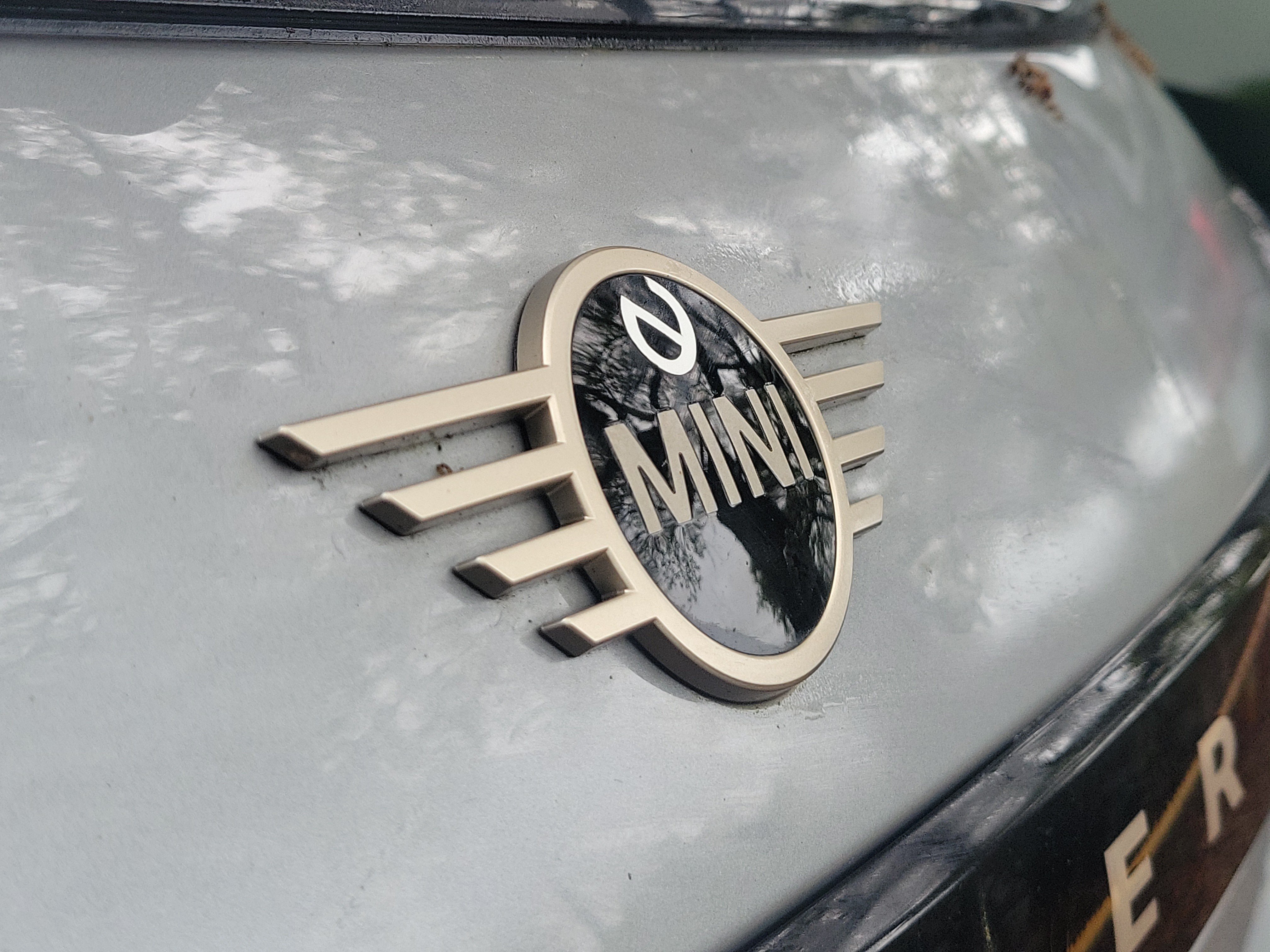 Used 2025 MINI Cooper 2-Door Hardtop FWD image 5