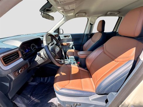 Used 2024 Ford Maverick Lariat image 22