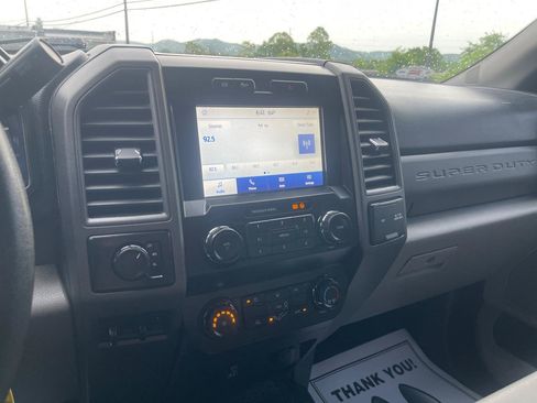 Used 2020 Ford F250 XL w/ STX Appearance Package AWD/4WD image 19