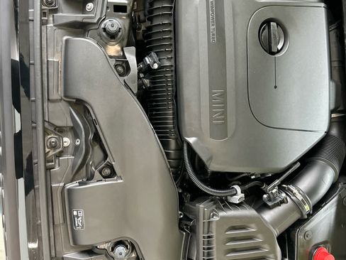 Certified 2024 MINI Cooper S FWD image 19