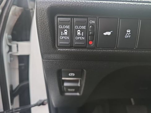 Used 2025 Honda Odyssey EX-L image 27