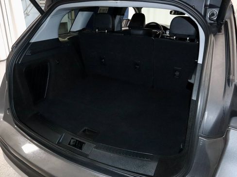 Used 2022 Lincoln Corsair AWD w/ Premium Package image 17