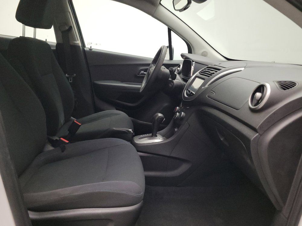Used 2016 Chevrolet Trax LS FWD image 21
