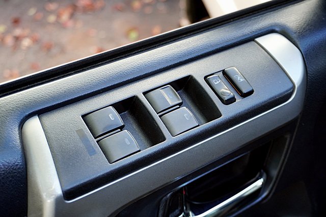 Used 2014 Toyota 4Runner SR5 Premium AWD/4WD image 32