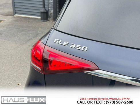 Used 2021 Mercedes-Benz GLE 350 4MATIC w/ AMG Line Exterior image 28
