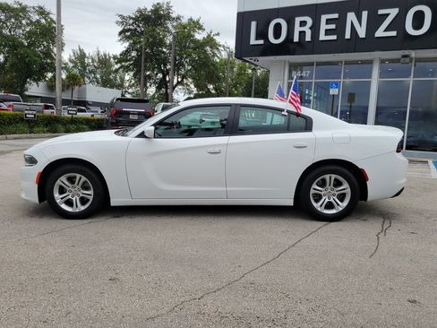 Used 2022 Dodge Charger SXT image 8