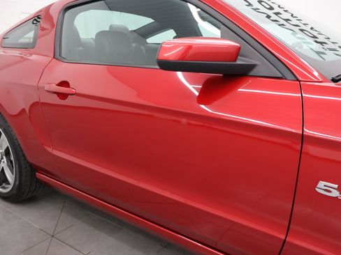 Used 2013 Ford Mustang GT Premium w/ Comfort Pkg RWD image 23