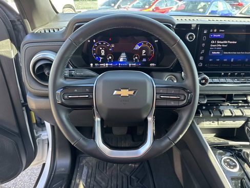 Used 2024 Chevrolet Colorado LT w/ LT Convenience Package image 22