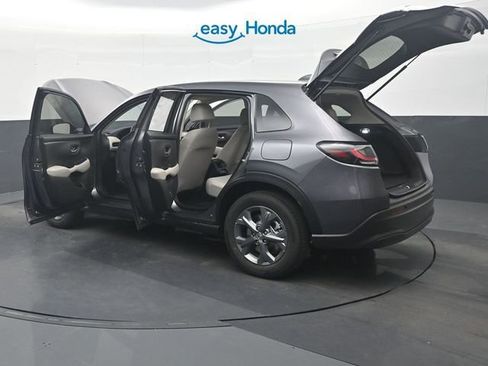New 2026 Honda HR-V LX image 39