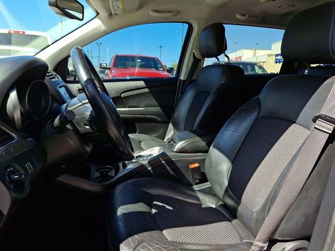Used 2018 Dodge Journey Crossroad FWD image 23