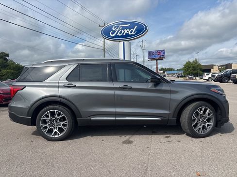 New 2025 Ford Explorer Platinum w/ Ultimate Package image 3