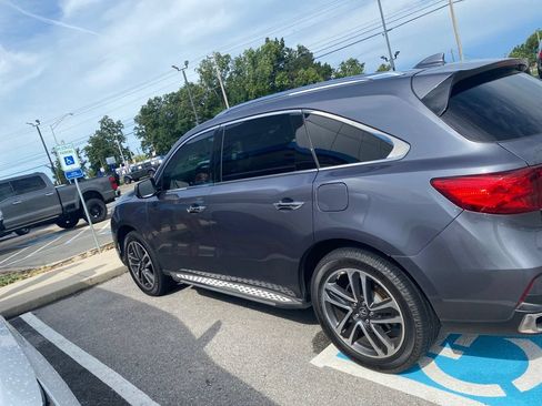 Used 2017 Acura MDX SH-AWD w/ Advance Package image 12