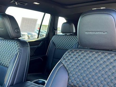 Certified 2024 GMC Acadia Denali w/ Super Cruise Package image 20