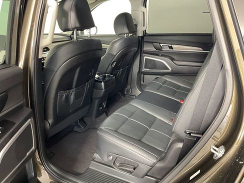 Used 2022 Kia Telluride EX image 20