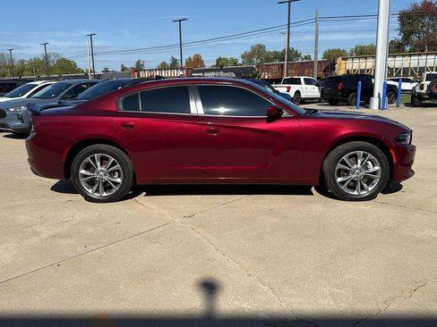 Used 2021 Dodge Charger SXT w/ Driver Convenience Group image 6