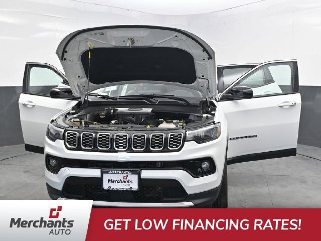 Used 2025 Jeep Compass Limited AWD/4WD image 43